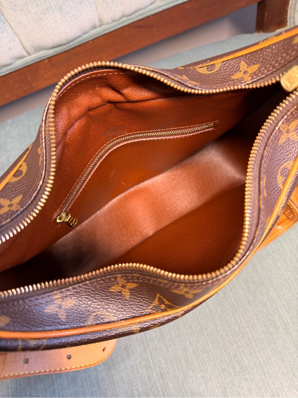 Louis Vuitton Vintage Boulogne Brown Monogram Canvas Shoulder Bag - Classic LV - Picture 7 of 16